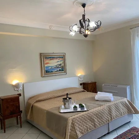 Scala Dei Turchi Palace Fuer 4 Personen In 아파트 레알몬테